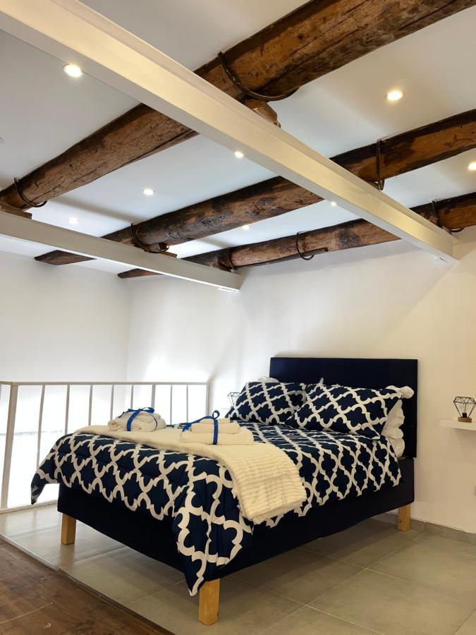 نابولي San Genna Pienzace Tu Apartment المظهر الخارجي الصورة